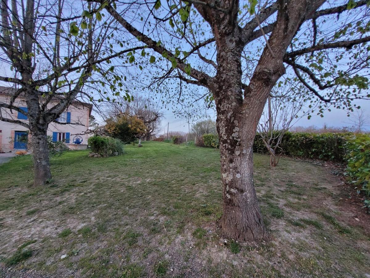 Relais De La Poste Ch Rose Bed and Breakfast Monclar-de-Quercy Buitenkant foto